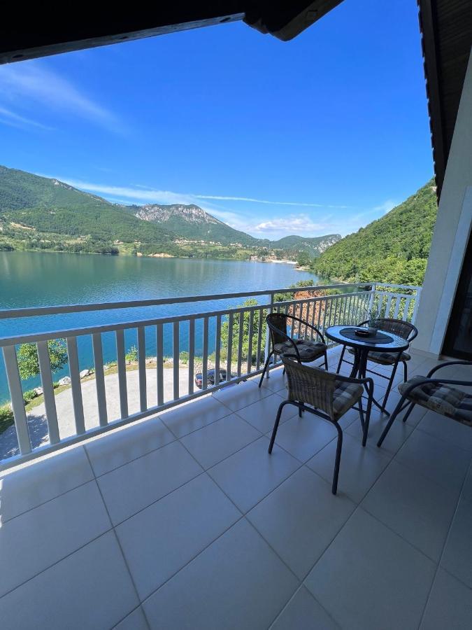 Villa Kuca Za Odmor Oaza Mira Kovacevo Polje Exterior foto