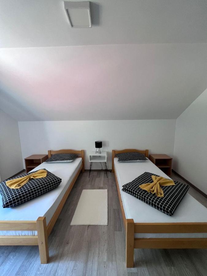 Villa Kuca Za Odmor Oaza Mira Kovacevo Polje Exterior foto